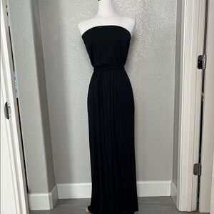 NWOT Old Navy Strapless Dress in Classic Black size Medium